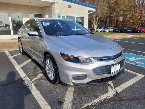 Used 2016 Chevrolet Malibu LT image 11