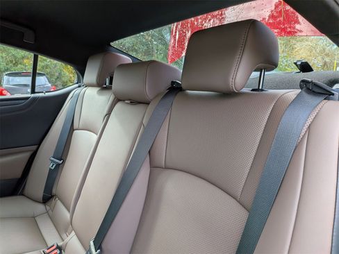 Used 2024 Lexus ES 350 w/ Premium Package image 30