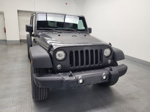 Used 2017 Jeep Wrangler Unlimited Sport AWD/4WD image 13
