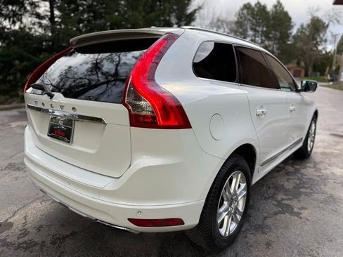 Used 2015 Volvo XC60 T5 Premier w/ Proximity Package image 6