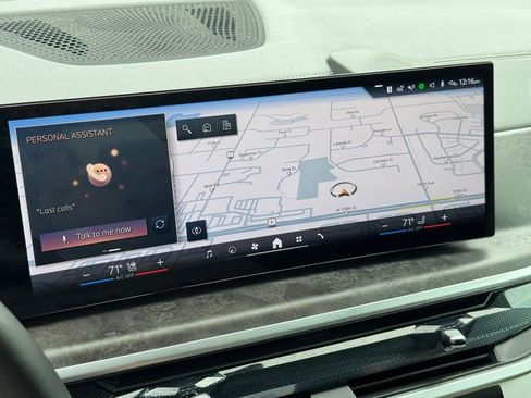 Used 2025 BMW X5 xDrive40i w/ Climate Comfort Package image 9