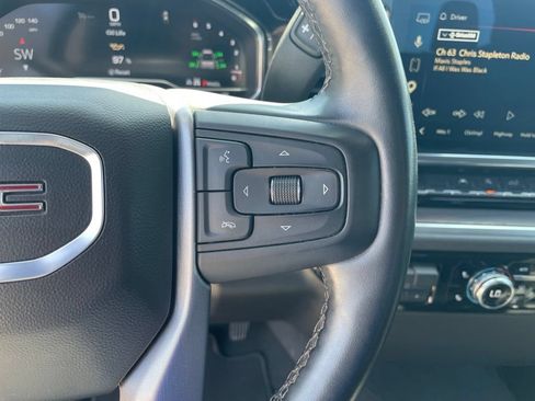 Used 2025 GMC Sierra 1500 SLT AWD/4WD image 22
