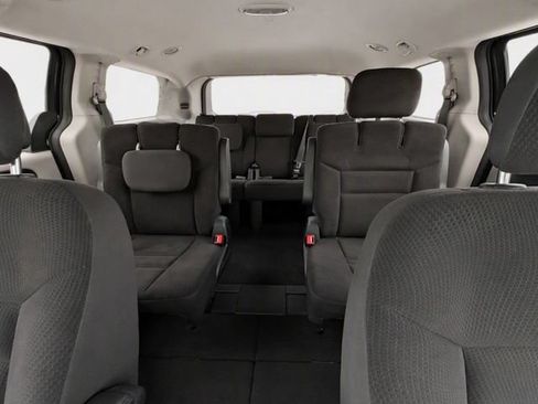 Used 2017 Dodge Grand Caravan SE w/ Power Window Group FWD image 24