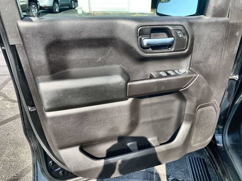 Used 2020 Chevrolet Silverado 1500 Custom w/ Custom Value Package AWD/4WD image 20