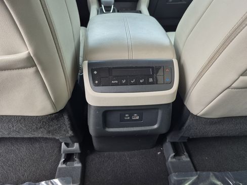 Certified 2023 Nissan Pathfinder SL AWD/4WD image 19