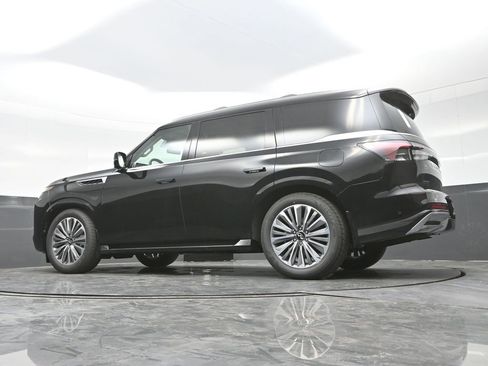New 2026 INFINITI QX80 Luxe w/ Exterior Package image 41