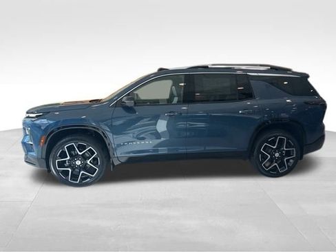 New 2026 Chevrolet Traverse High Country w/ LPO, Floor Liner Package image 2