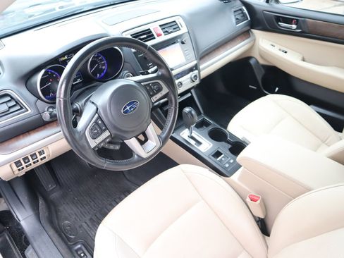 Used 2017 Subaru Outback 3.6R Limited AWD/4WD image 23