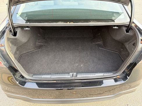 Used 2024 Subaru Legacy Premium image 21