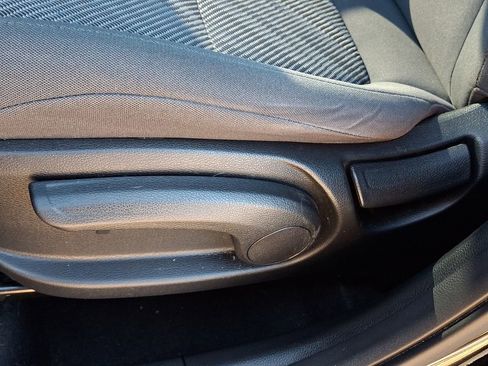 Certified 2023 Kia Seltos LX image 23