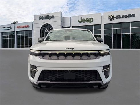 New 2026 Jeep Grand Wagoneer Limited image 9