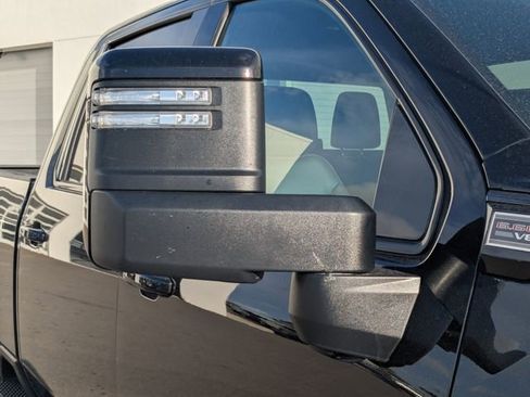 Used 2024 GMC Sierra 2500 AT4 w/ Snow Plow Prep/Camper Package AWD/4WD image 12