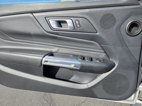 Used 2024 Ford Mustang Premium image 19
