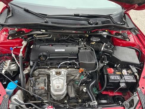 Used 2016 Honda Accord Sport image 11