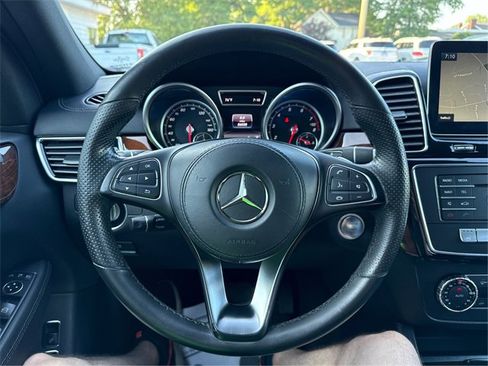 Used 2018 Mercedes-Benz GLS 450 4MATIC image 19