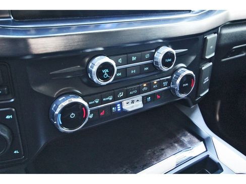 Used 2024 Ford F350 Lariat w/ Lariat Ultimate Package AWD/4WD image 24