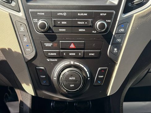 Used 2017 Hyundai Santa Fe SE w/ SE Premium Package 02 FWD image 24