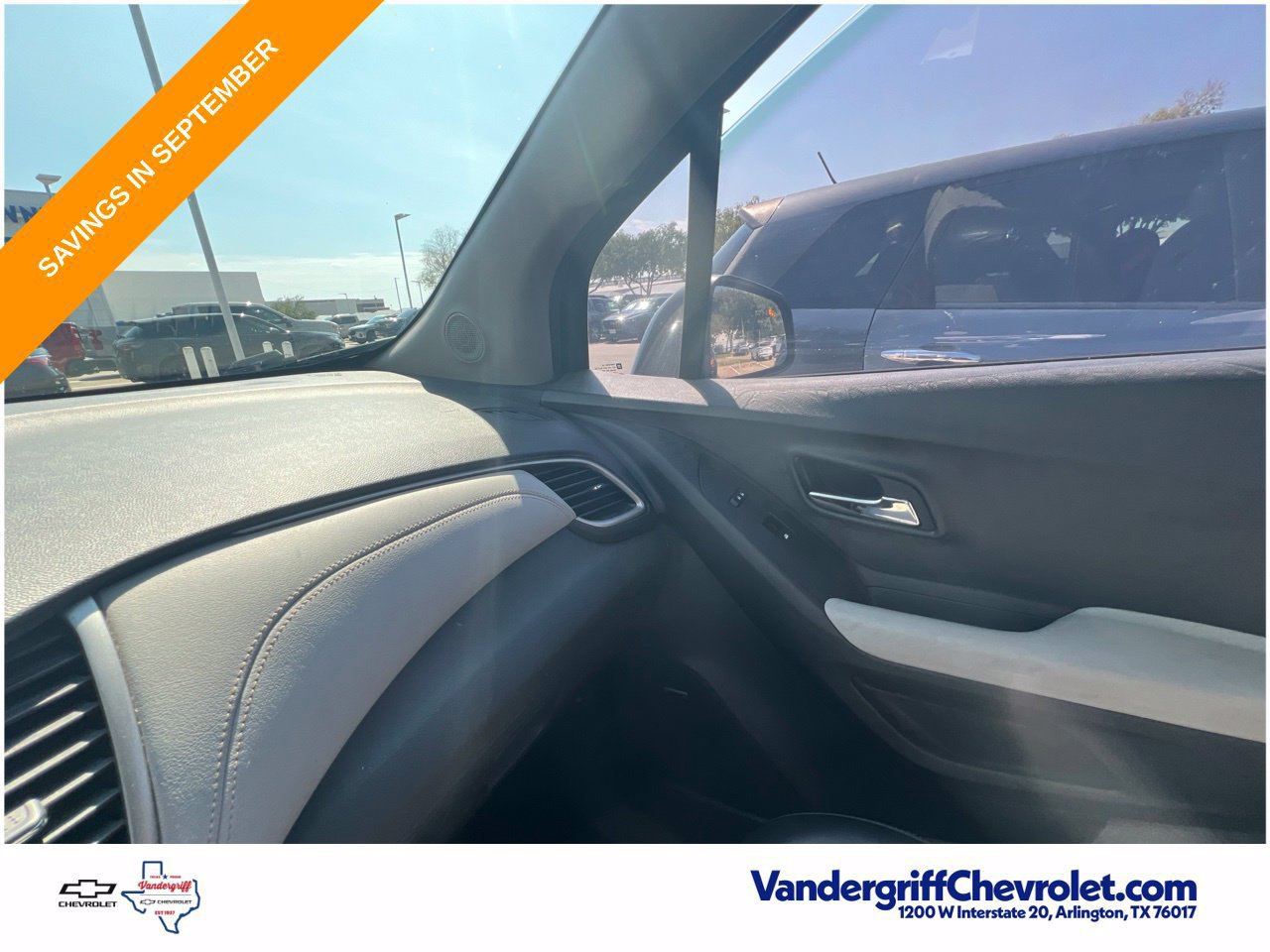 Used 2017 Chevrolet Trax LT w/ Sun & Sound Package FWD image 15