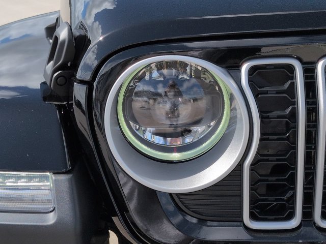 New 2027 Jeep Wrangler Unlimited Sahara AWD/4WD image 10