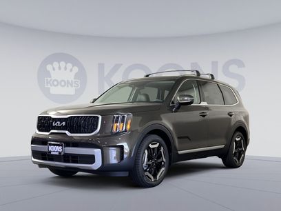 New 2025 Kia Telluride EX w/ EX Captain's Chair Package