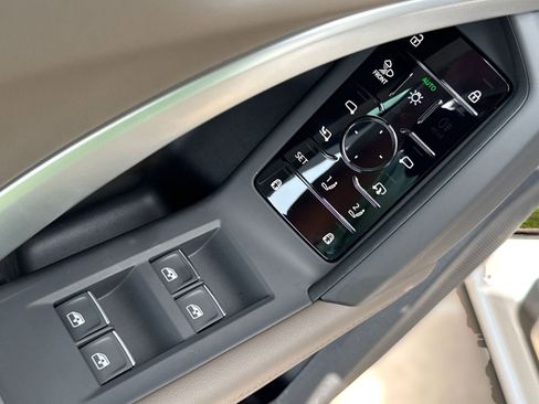 New 2025 Audi Q5 Premium Plus image 13