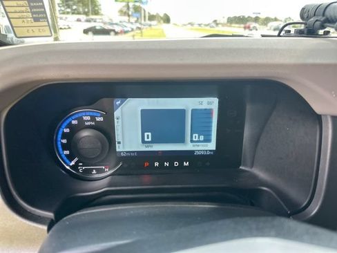 Used 2024 Ford Bronco Wildtrak AWD/4WD image 17