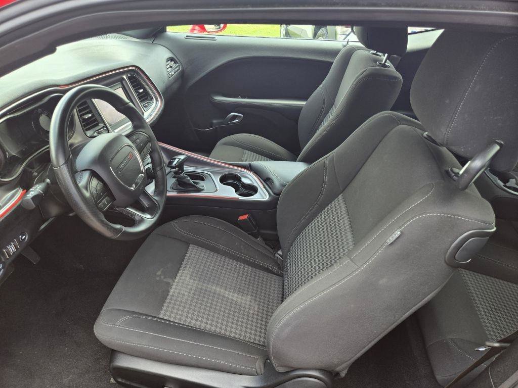 Used 2020 Dodge Challenger SXT w/ Blacktop Package RWD image 9