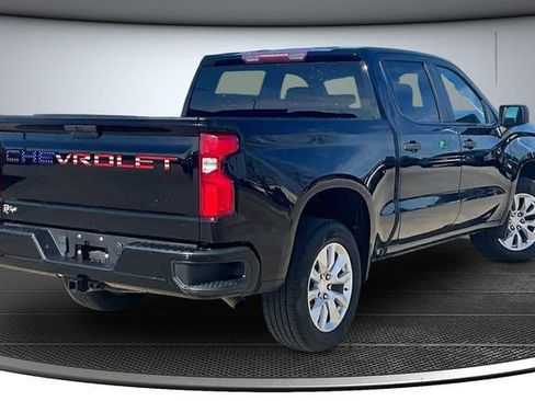 Used 2021 Chevrolet Silverado 1500 Custom w/ LPO, Dark Essentials Package image 6