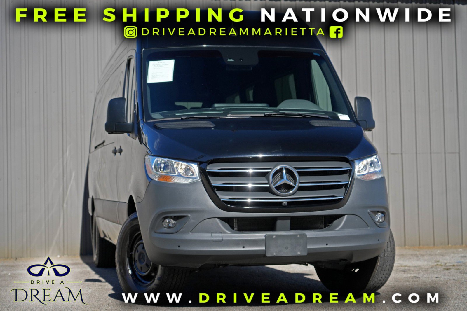 Used 2024 Mercedes-Benz Sprinter 2500 image 2