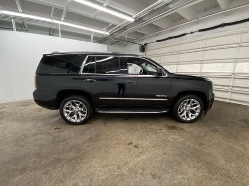 Used 2017 GMC Yukon Denali w/ Open Road Package image 7