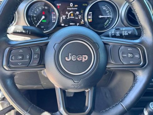 Used 2023 Jeep Wrangler Unlimited w/ Cold Weather Group AWD/4WD image 26