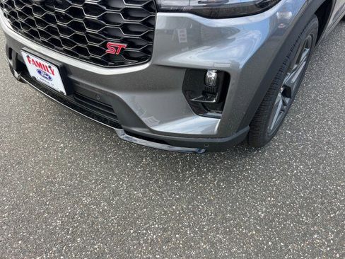 New 2026 Ford Explorer ST w/ Sun And Sound Package image 28