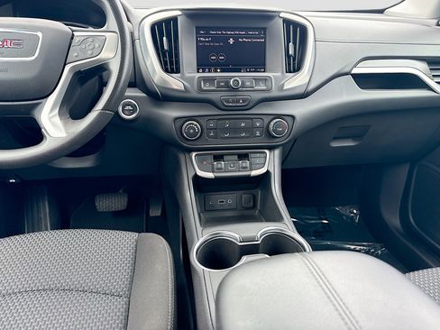 Used 2023 GMC Terrain SLE w/ Elevation Edition FWD image 18