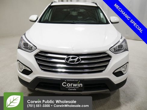Used 2013 Hyundai Santa Fe GLS w/ Popular Equipment Pkg AWD/4WD image 17