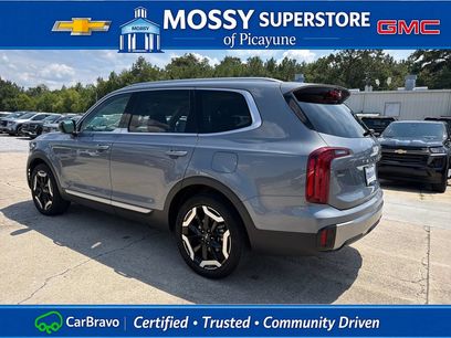 Used 2025 Kia Telluride S