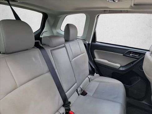 Used 2015 Subaru Forester 2.5i Touring image 13