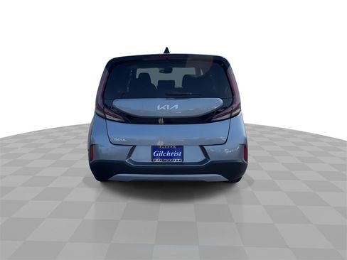 Used 2023 Kia Soul LX w/ Option Group 015 image 7