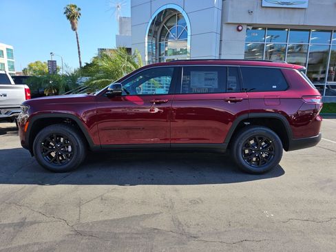 New 2026 Jeep Grand Cherokee L Altitude RWD image 4