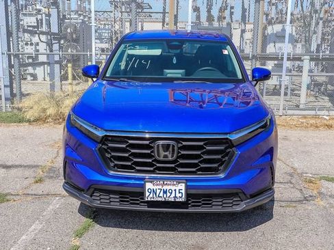 Used 2025 Honda CR-V LX image 3