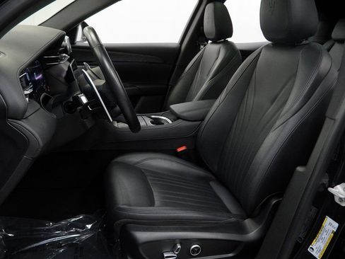 Used 2023 Maserati Grecale Modena image 15