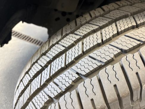 Certified 2021 Ford F150 Lariat AWD/4WD image 6