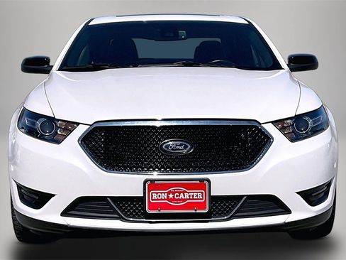 Used 2018 Ford Taurus SHO w/ Driver Assist Package image 3
