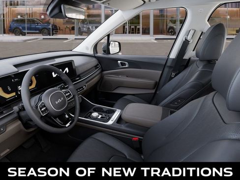 New 2026 Kia Carnival EX image 17