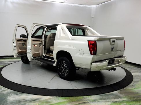 Used 2003 Cadillac Escalade EXT AWD/4WD image 12
