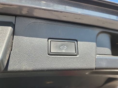 Used 2022 Volkswagen Atlas SE AWD/4WD image 13