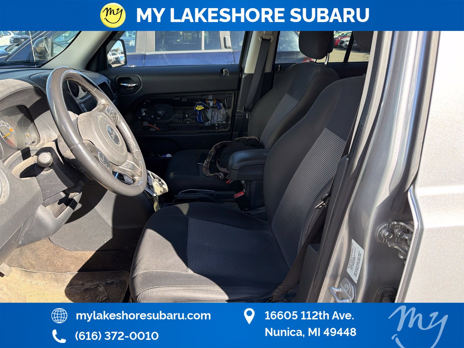 Used 2015 Jeep Patriot Latitude AWD/4WD image 8