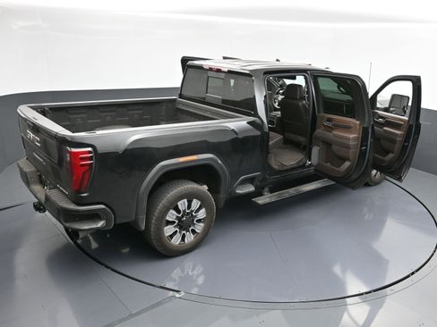 Used 2024 GMC Sierra 2500 Denali w/ Denali Reserve Package image 43