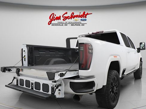 Used 2025 GMC Sierra 2500 AT4 w/ AT4 Premium Plus Package AWD/4WD image 40