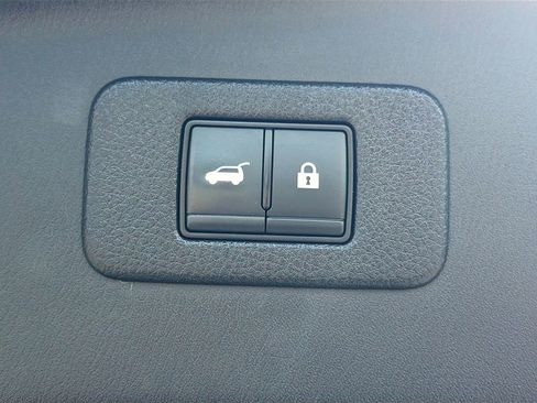 Used 2023 Nissan Armada SL AWD/4WD image 13