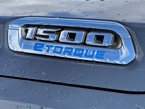 New 2026 RAM 1500 4x4 Crew Cab image 24